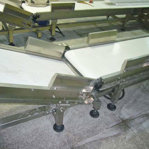 皮帶機上起皮帶支撐作用的叫什么？